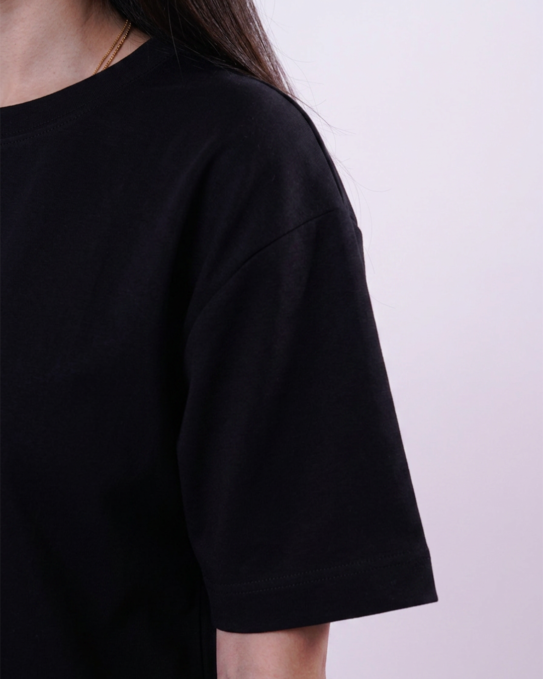 Black Basic Medium-Weight T-Shirt - Women